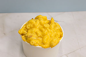 Klingers BBQ Mac N Cheese